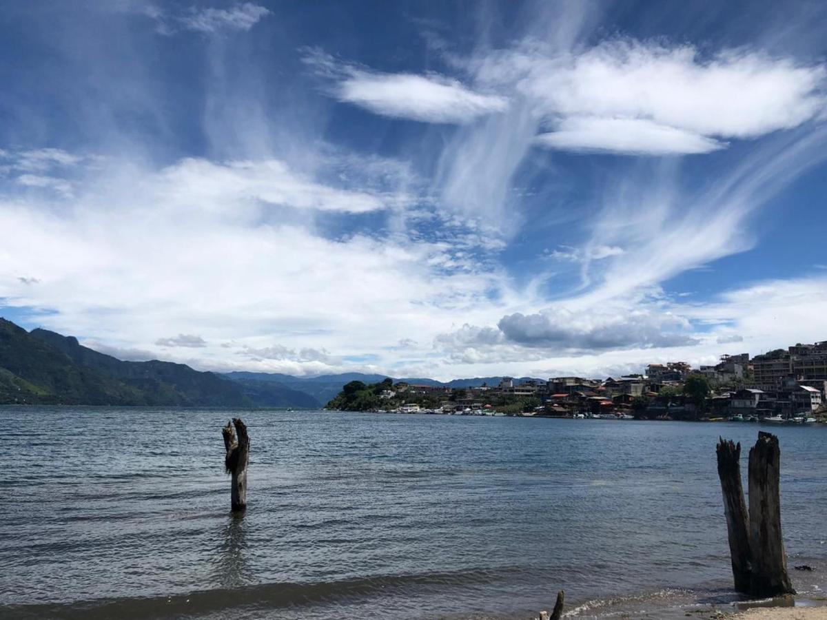 Kawoq Guesthouse San Pedro La Laguna Bagian luar foto