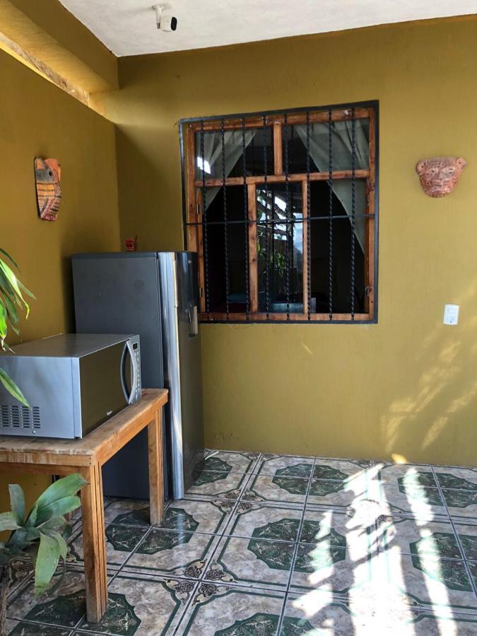 Kawoq Guesthouse San Pedro La Laguna Bagian luar foto