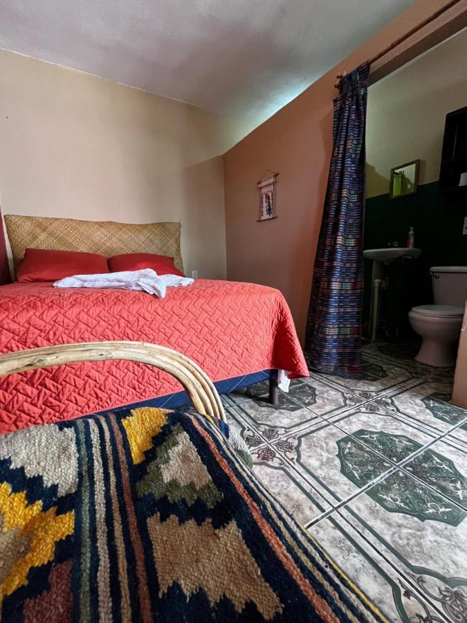 Kawoq Guesthouse San Pedro La Laguna Bagian luar foto