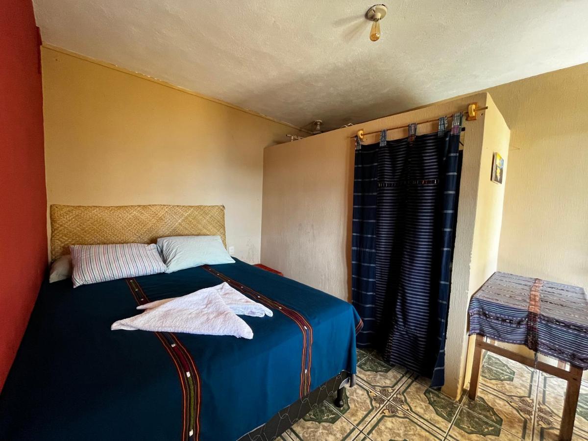 Kawoq Guesthouse San Pedro La Laguna Bagian luar foto