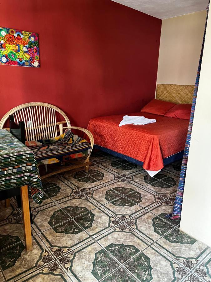 Kawoq Guesthouse San Pedro La Laguna Bagian luar foto
